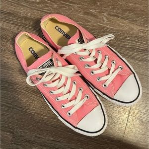 Pink Converse Classic Chuck